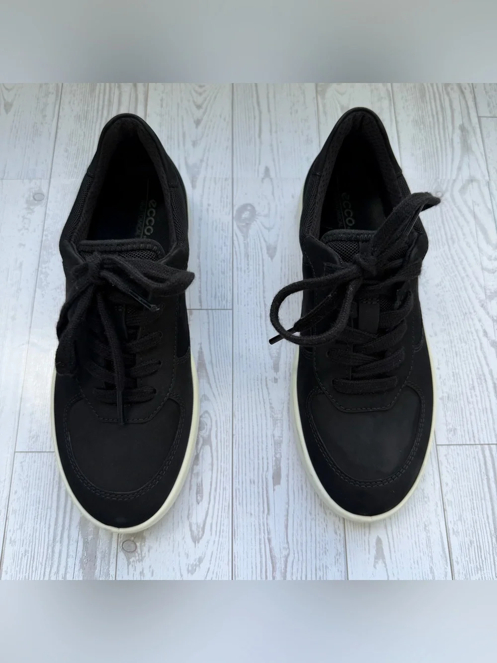 ECCO Soft Leather Low Top Sneakers Black Shoes | Women's 36 / 5-5.5